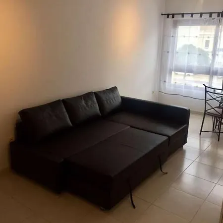 Arrecife Sleeps 6 Wifi